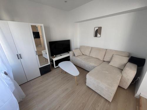 Comfortable Lanester Studio Close to Lorient & Beaches
