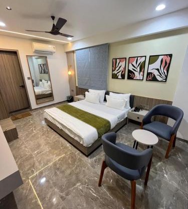 Hotel Hindway Sky