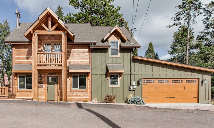 Woodland Park Cabin | Mountain Paradise Cabin