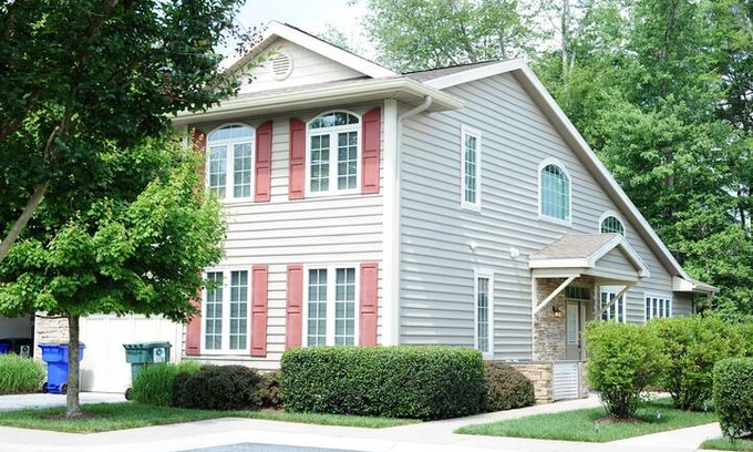 Selbyville House | Big, Spacious, Relaxing Getaway at Arrington Woods