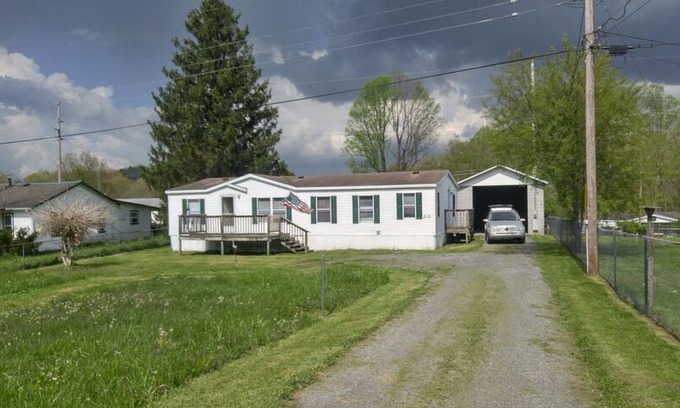 Lansing House | Just-Around-The-Corner NRG