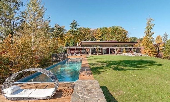 Glendale Villa | Magical Country Retreat in the Berkshires