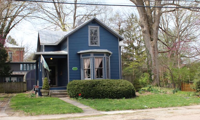 Yellow Springs House | The Nest