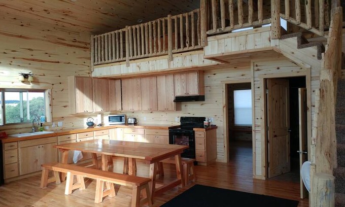 La Sal Cabin | New Cabin past Old Lasal - 40 miles from Moab