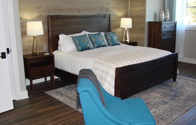 Watkinsville Hotel | Hearthside Lofts & Events Room 201 - Watkinsville