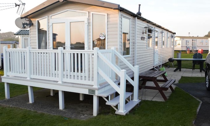 Pagham Other | 10 Lagoon Close