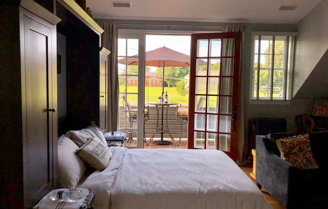 Downtown House | The Carriage House at Hessian Overlook, Downtown
