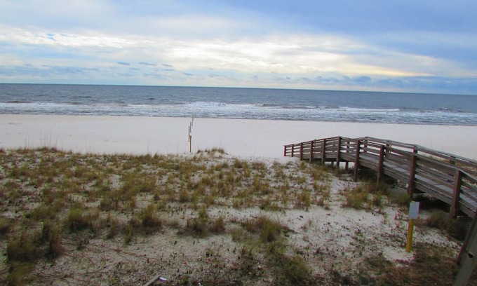 Ono Island Apartment | Gulf Side Villa 1A Perdido Key Beach Front