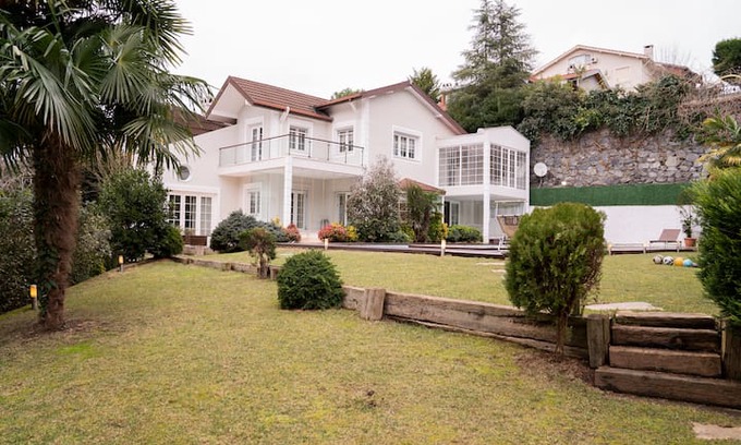 Zekeriyakoy Villa | Özel Villa - Saklı bahçe - Zekeriyaköy