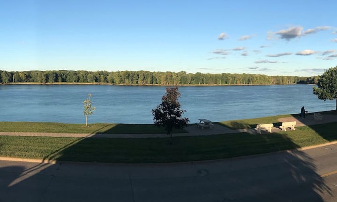 Bellevue House | The Eagle's Nest