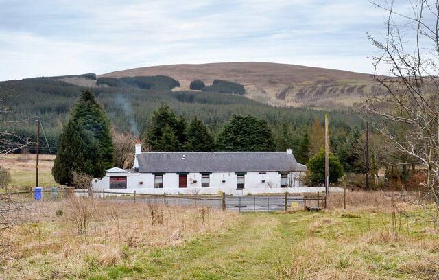 Girvan House | Burnside Cottage (UK5690)