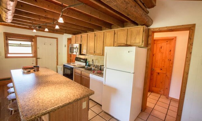 Glenwood Springs Apartment | A9 - Brettelberg Condos at Sunlight Mountain Resort