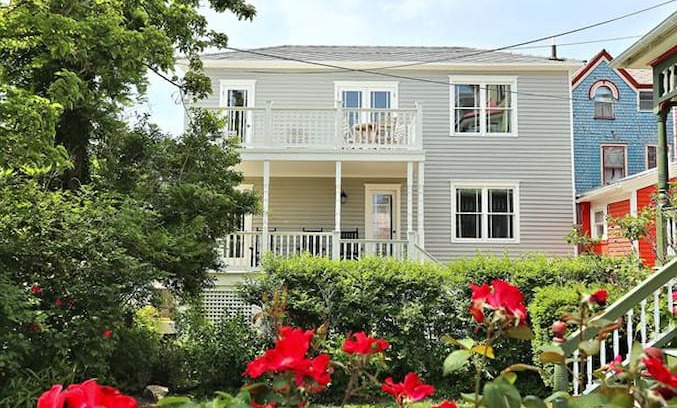 Cape May Apartment | The Gray Cottage - Cape Resorts