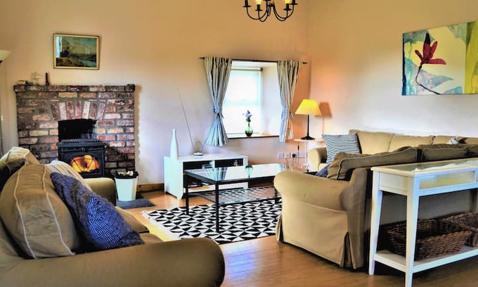 Stradbally Cabin | Oldmills Cottage - Comfortable Retreat