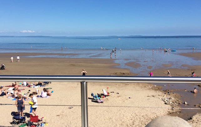 Saundersfoot Apartment | A Gem by the beach