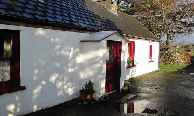 Ardara Cabin | Ardlougher: a charming cottage for your staycation
