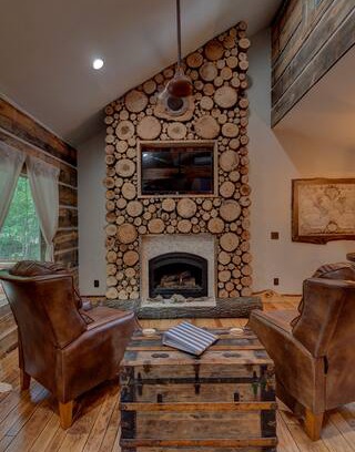 Hot Springs Cabin | Dock Holiday at Fox Pass Cabins