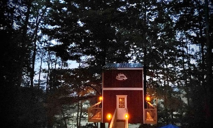 Tunkhannock Other | Magical Treehouse: Secluded—Mountain View—Off-Grid