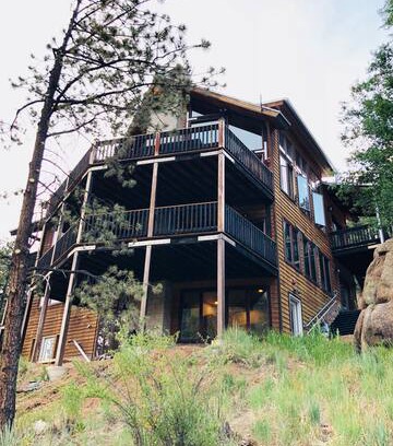 Sphinx Park House | Mountain Biking & Fishing Getaway in Sphinx Park