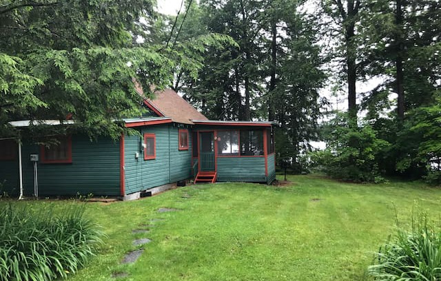 Speculator Cabin | Shady Pines-Cabin by the lake.