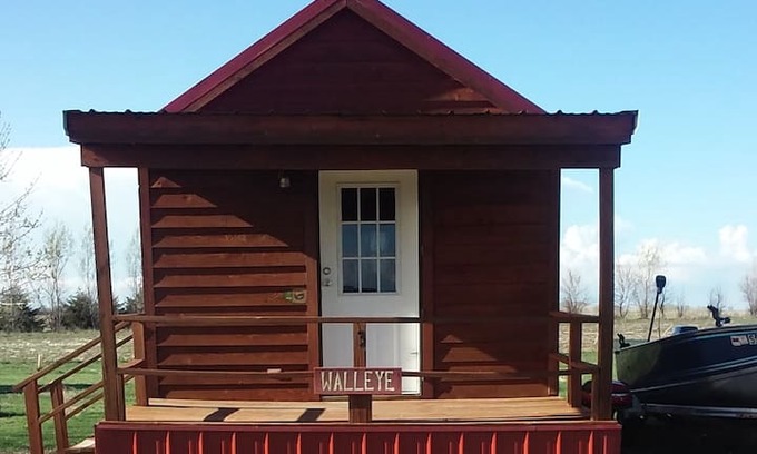 Pierre Cabin | Okobojo Resort Cabin