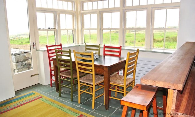 Lisdoonvarna Cabin | Thatched Cottage, ocean views, minutes to Doolin