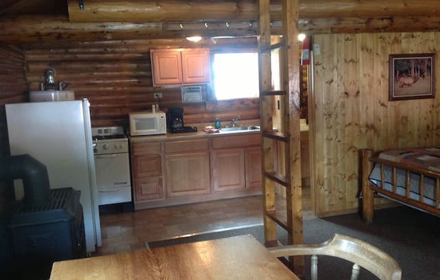 Cooke City-Silver Gate Cabin | Moose Tracks Cabin