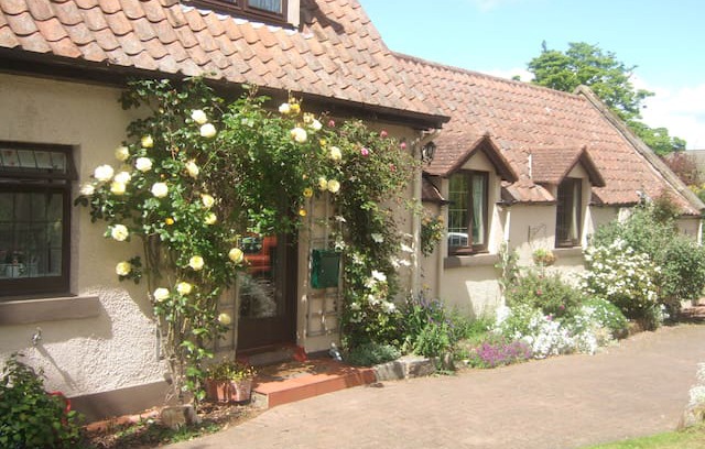St. Andrews House | Little Carron Cottage, St Andrews
