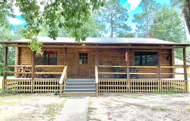 Elberta Cabin | The Log Cabin at Sanders Fields