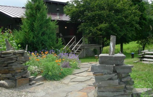 Windsor House | The MoonShine Inn Vacation Rental