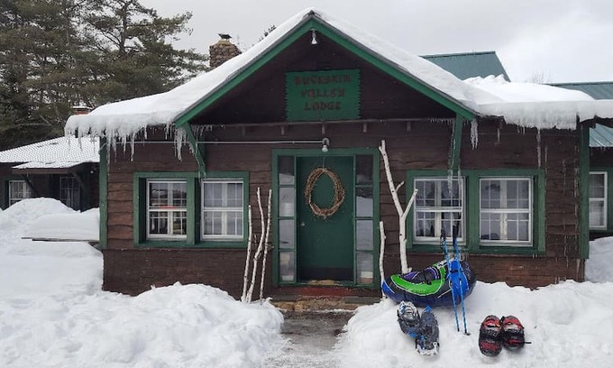 Johnsburg Cabin | Adirondacks Buckskin Valley Lodge 15 min.to Gore