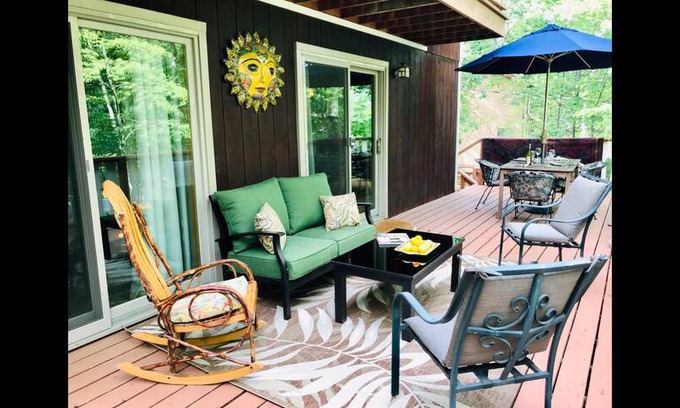 Bushkill House | The Hinterlands at Saw Creek Estates Bushkill