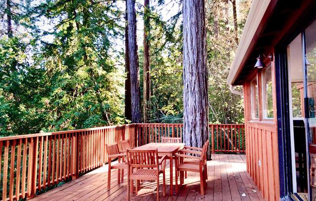 Monte Rio House | Secluded, Views, Spa, huge deck!