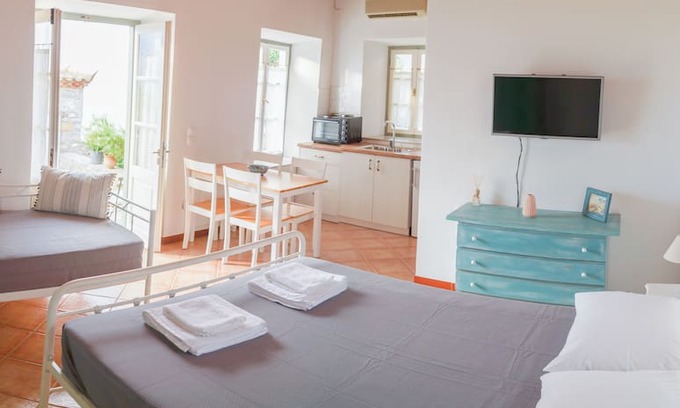 Vlikhos House | FOS - Ortzanis studio, wonderful sea view