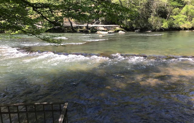 Mineral Bluff House | Toccoa Fish Trap Escape