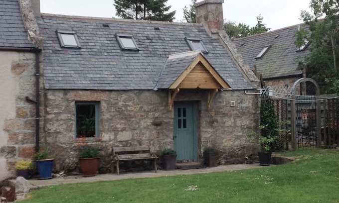 Banchory House | Burnside Bothy