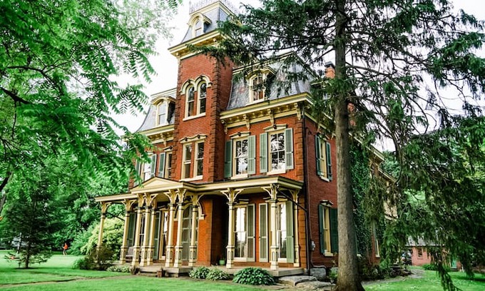 Stouchsburg Other | The Mansion In The Pines
