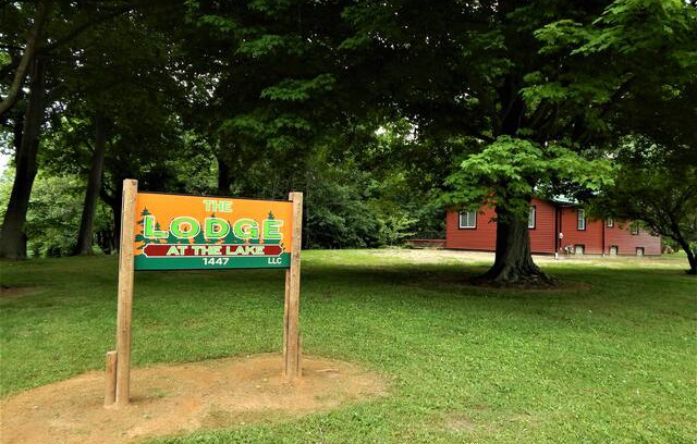 Conneaut Cabin | The Lodge at the Lake Conneaut, Ohio