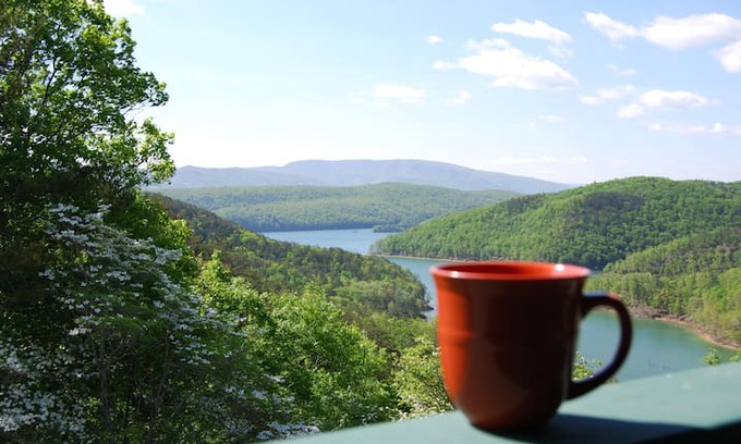 Hot Springs House | Stony Bottom Lodge on Lake Moomaw