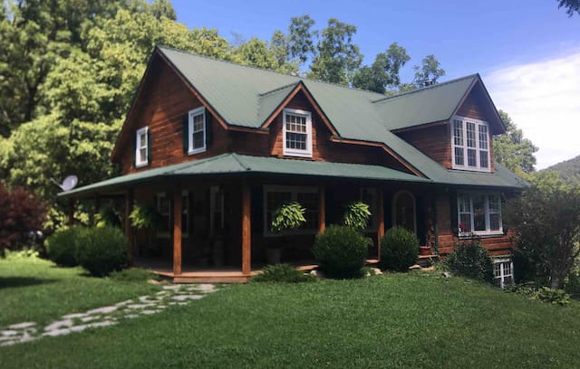 Newcomb Cabin | The Ambleside Log Home on Elk Creek