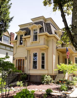 Ballston Spa House | The Apple Tree Bed and Breakfast 2 BR Townhouse
