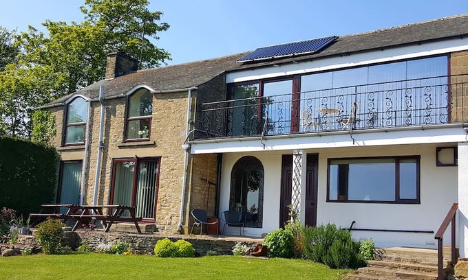 Potter Brompton House | The Wood Cottage, Brompton, Nr Scarborough