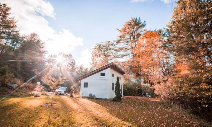 Putney House | Honeycrisp Cottage - A Tiny Timber Frame