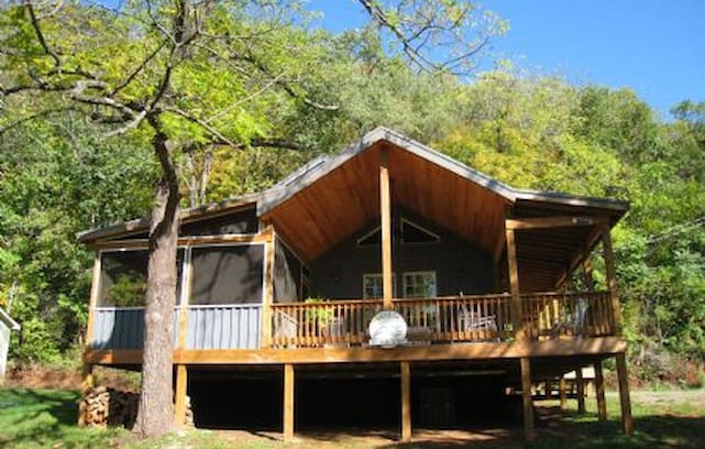 Barren Springs Cabin | Located on New River Trail and with Views of New River - Suyeta