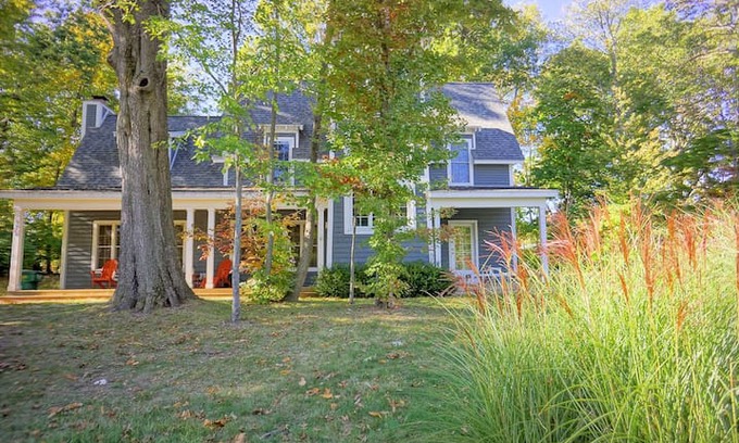 Union Pier Cabin | Windjammer Cottage Relaxation with Pool!