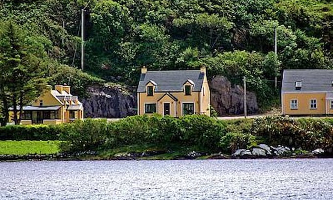 Caherdaniel House | Fir Tree Cottage-
