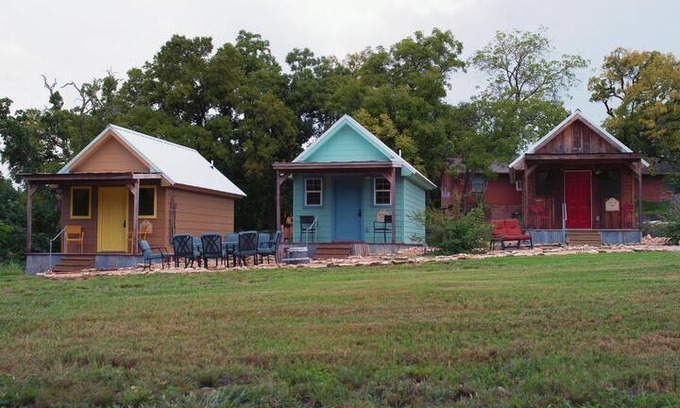 Gatesville House | Buttercup Cabin, A Texas Tiny Cabin