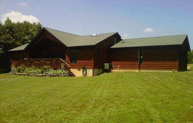 Davisville Cabin | The Lodge at Fair Winds