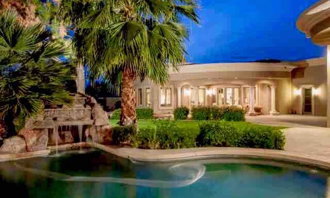 Doubletree Estates House | Paradise Valley detached guest house.