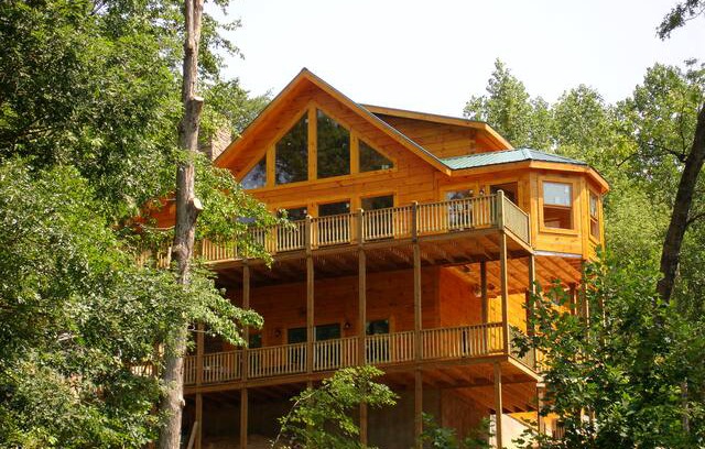 Lake Lure Cabin | Resort Dirty Dancing Cabin Overlooks Waterfalls